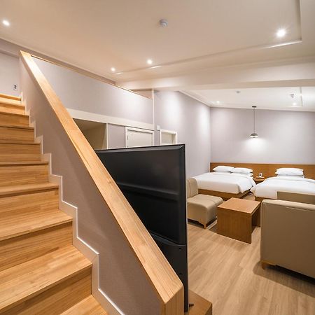 סוואן Mono Hotel מראה חיצוני תמונה