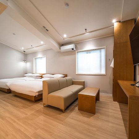 סוואן Mono Hotel מראה חיצוני תמונה