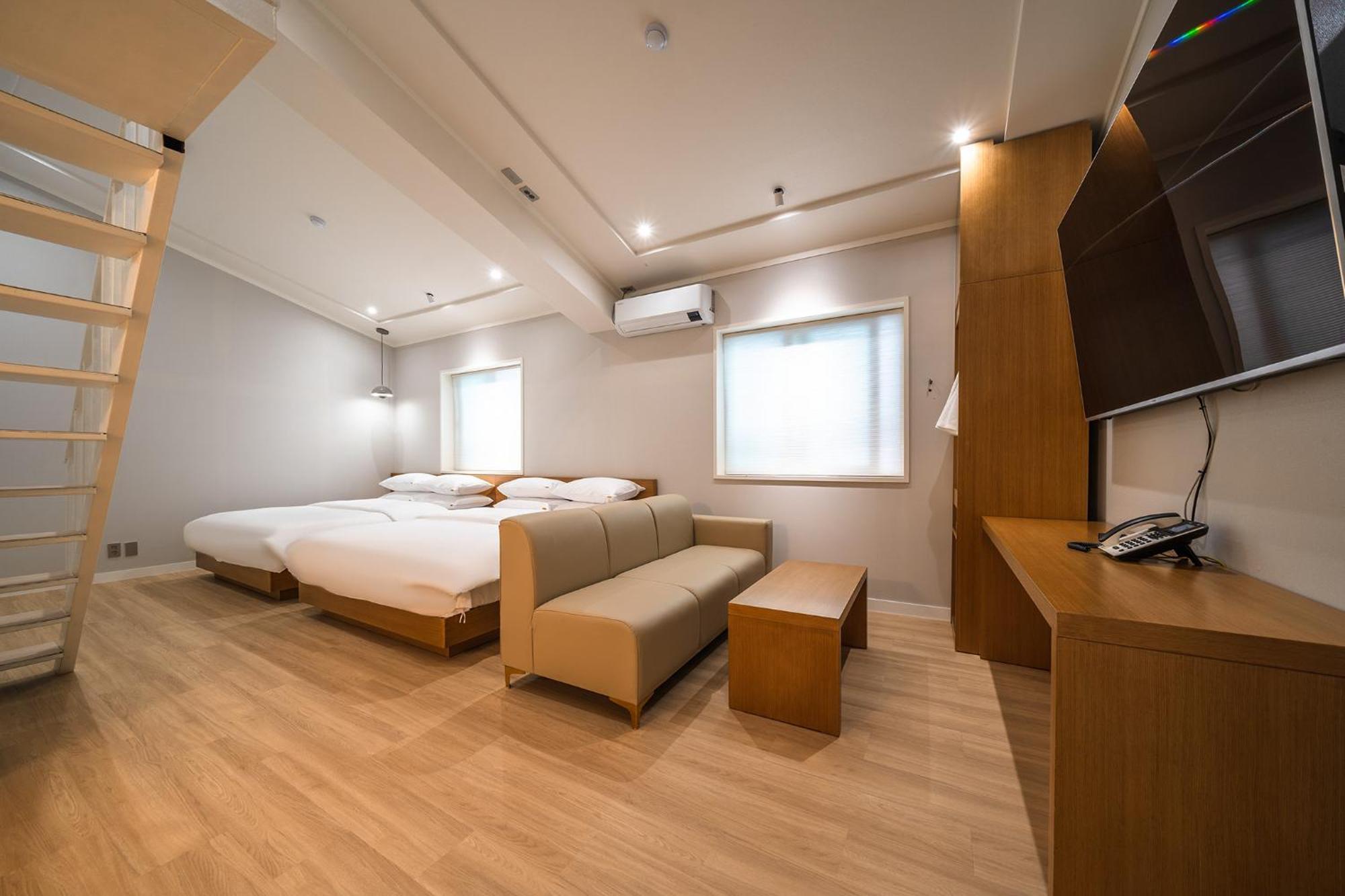 סוואן Mono Hotel מראה חיצוני תמונה