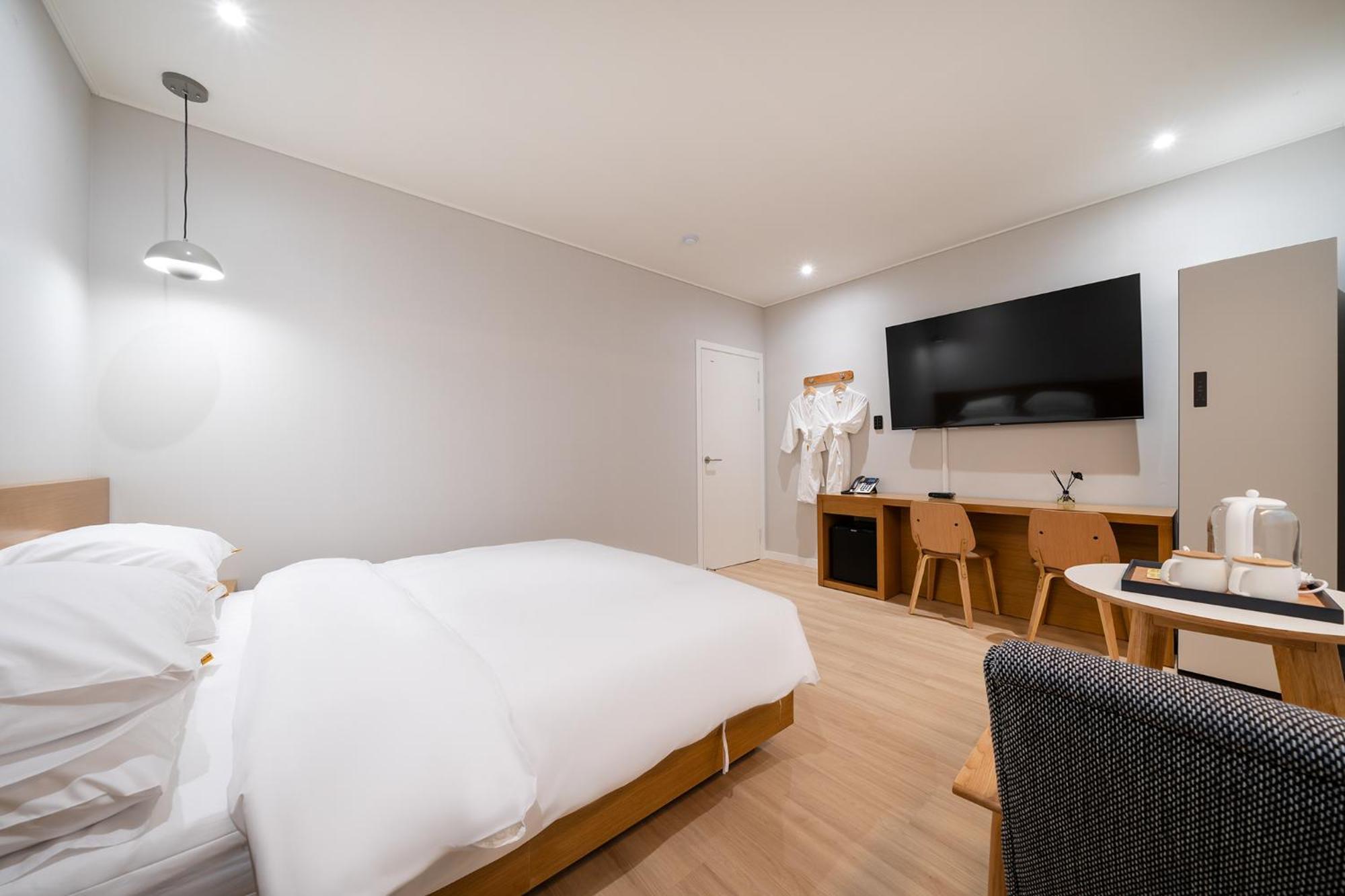 סוואן Mono Hotel מראה חיצוני תמונה