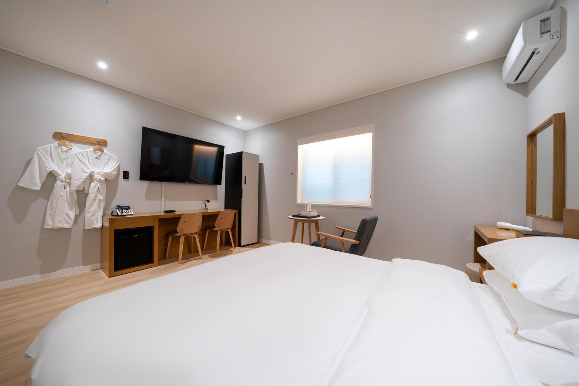 סוואן Mono Hotel מראה חיצוני תמונה